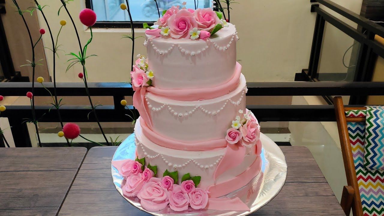 Detail Desain Kue Pengantin 3 Tingkat Nomer 19