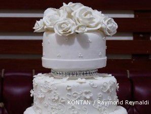 Detail Desain Kue Pengantin 3 Tingkat Nomer 34