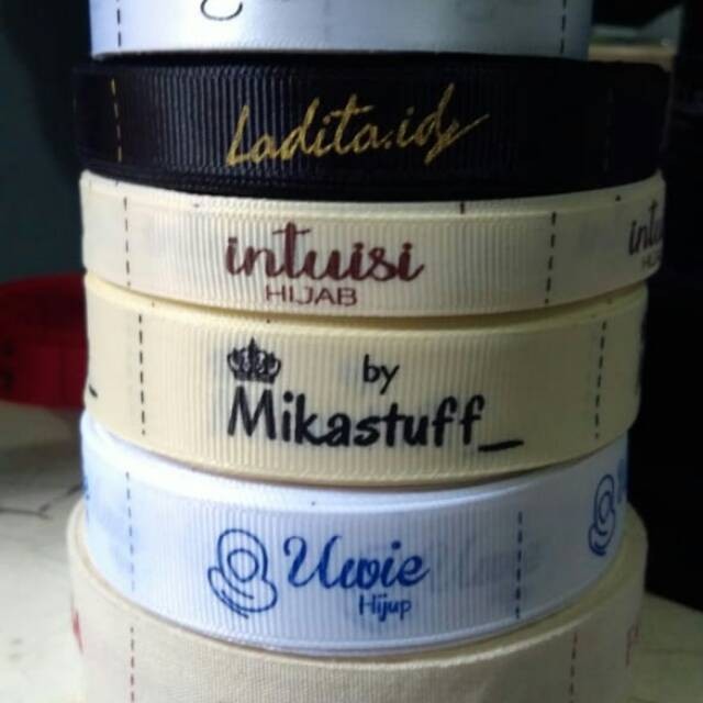 Detail Desain Label Hijab Nomer 19
