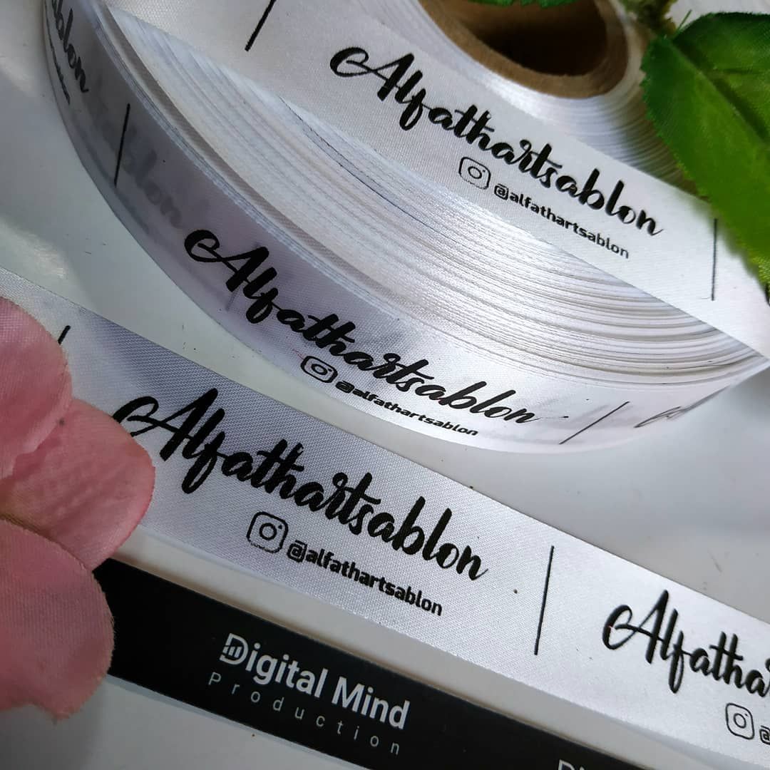 Detail Desain Label Hijab Nomer 4