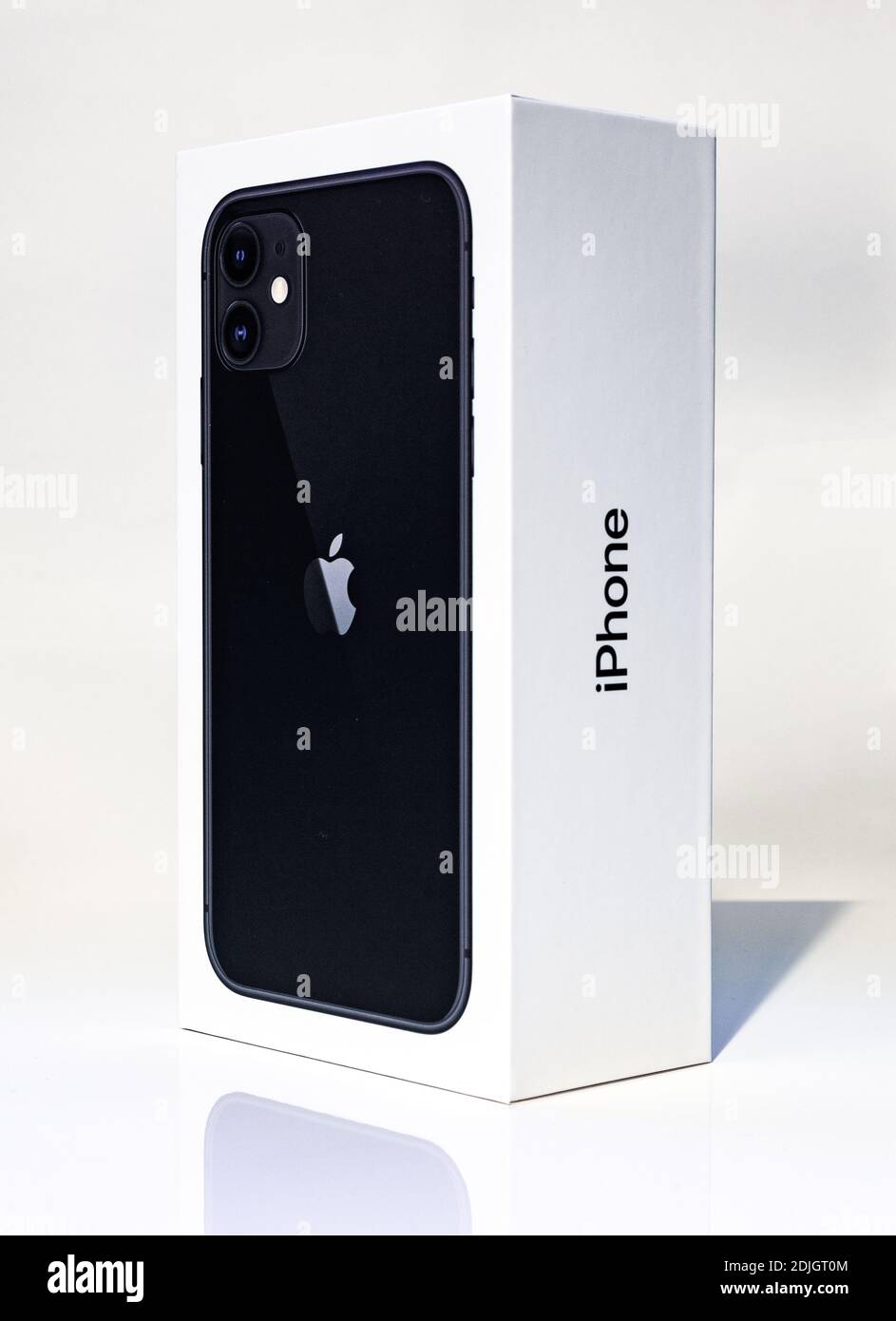 Detail Iphone 11 Box Back Side Nomer 25