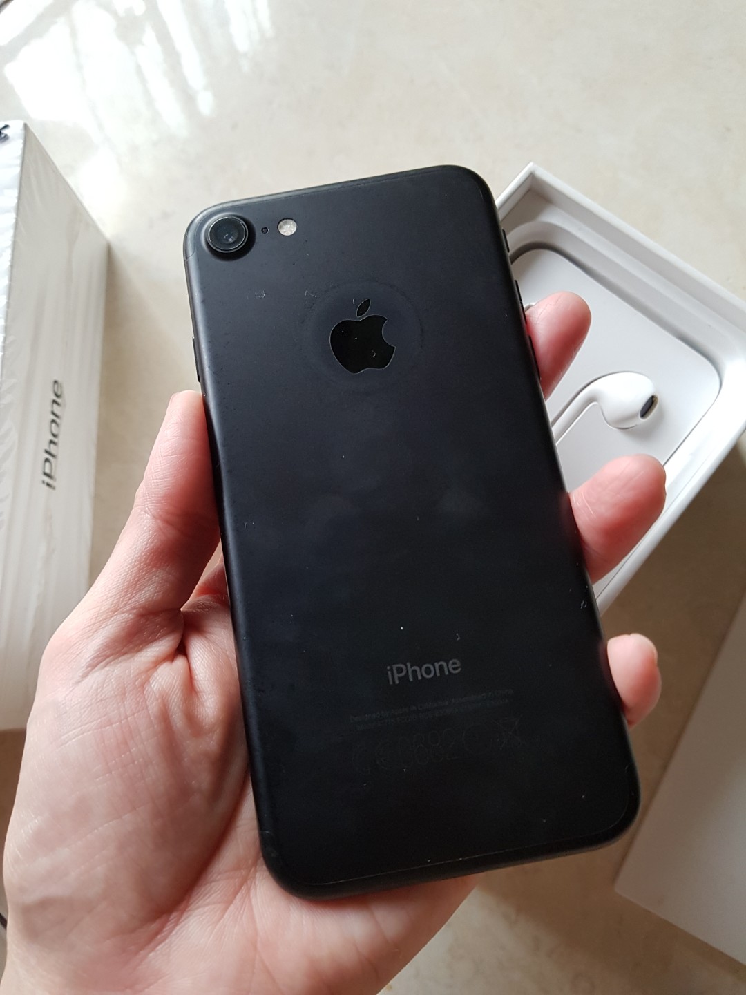 Detail Iphone 7 Plus Hitam Nomer 13