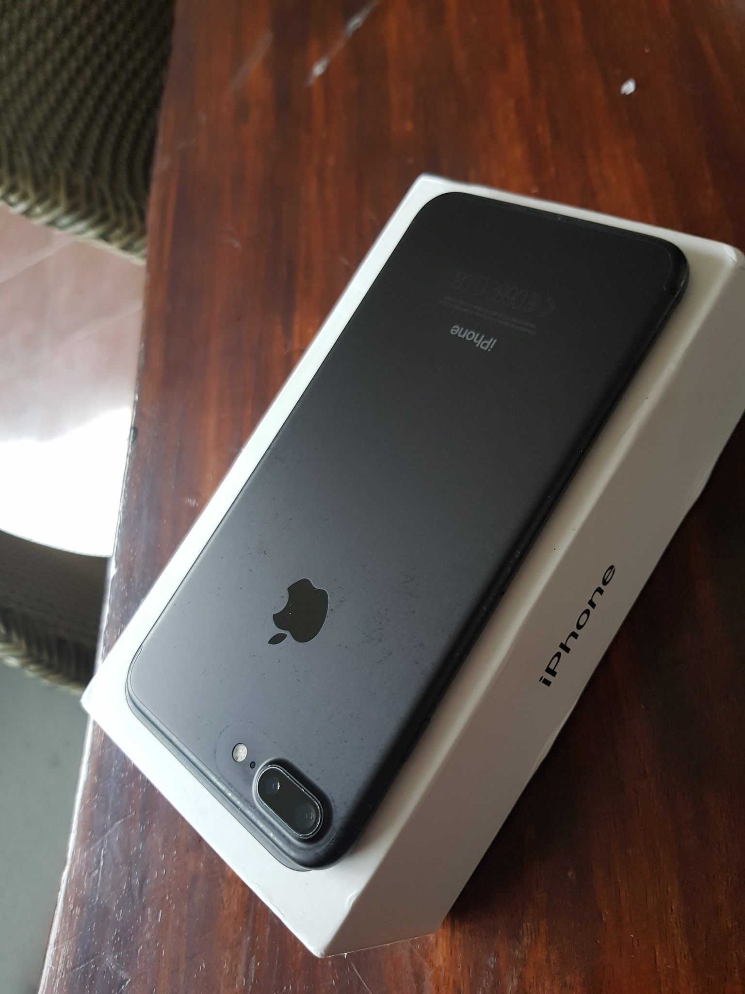 Detail Iphone 7 Plus Hitam Nomer 23