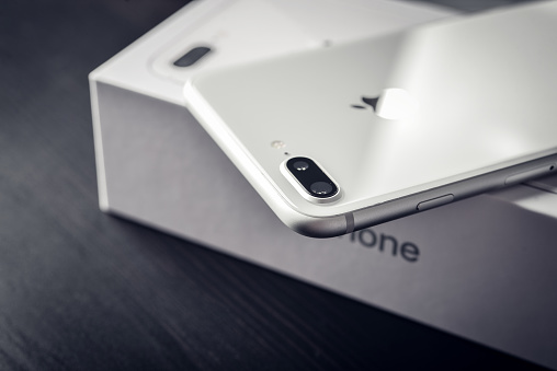 Detail Iphone 8 Plus Silver Nomer 20