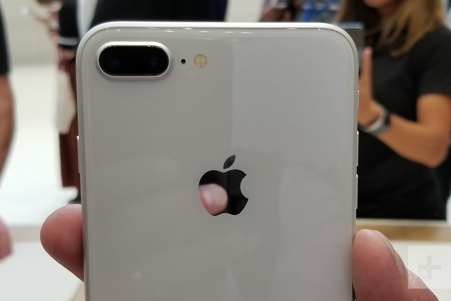 Detail Iphone 8 Plus Silver Nomer 58