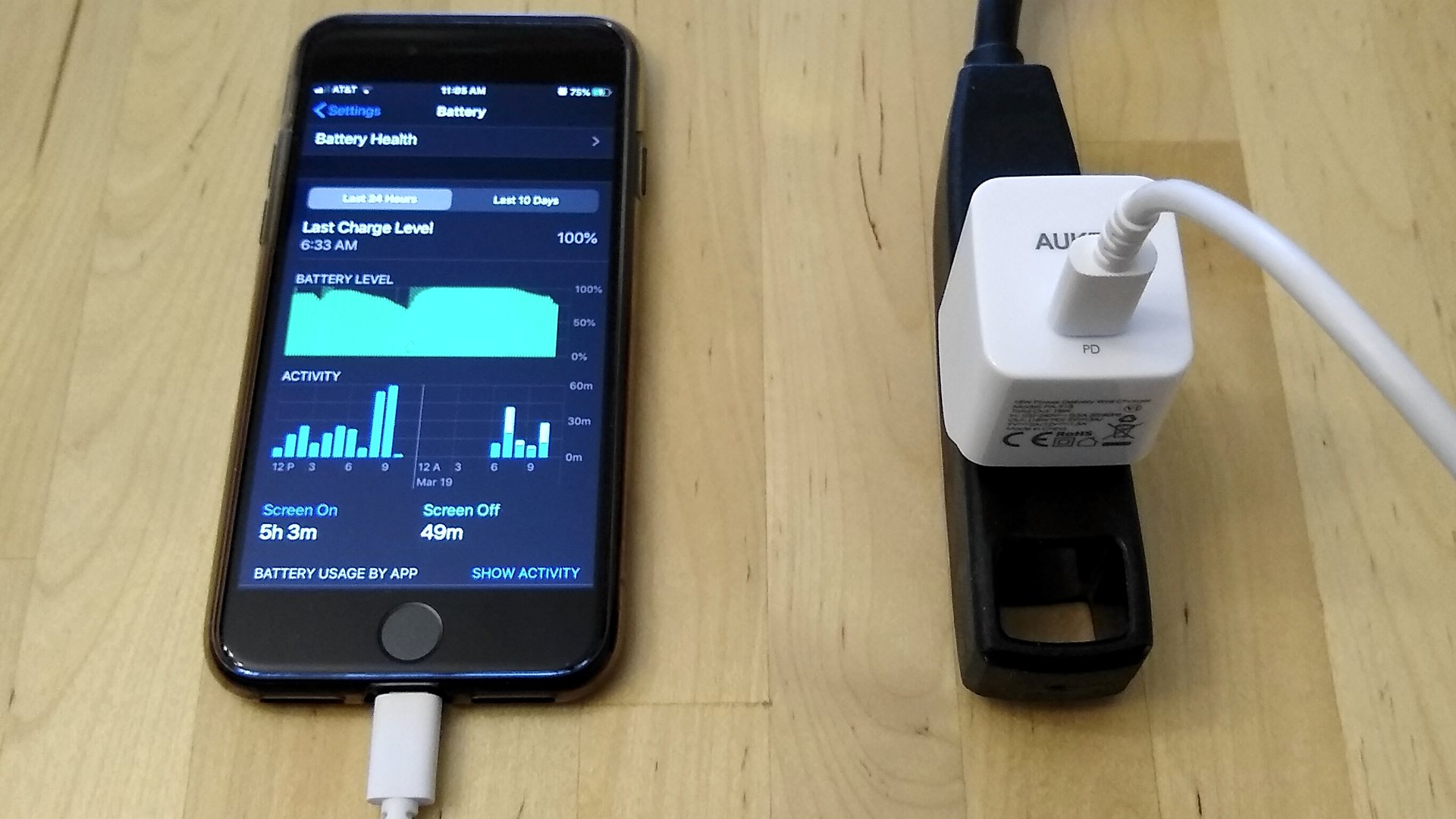 Detail Iphone Gambar Charger Nomer 41