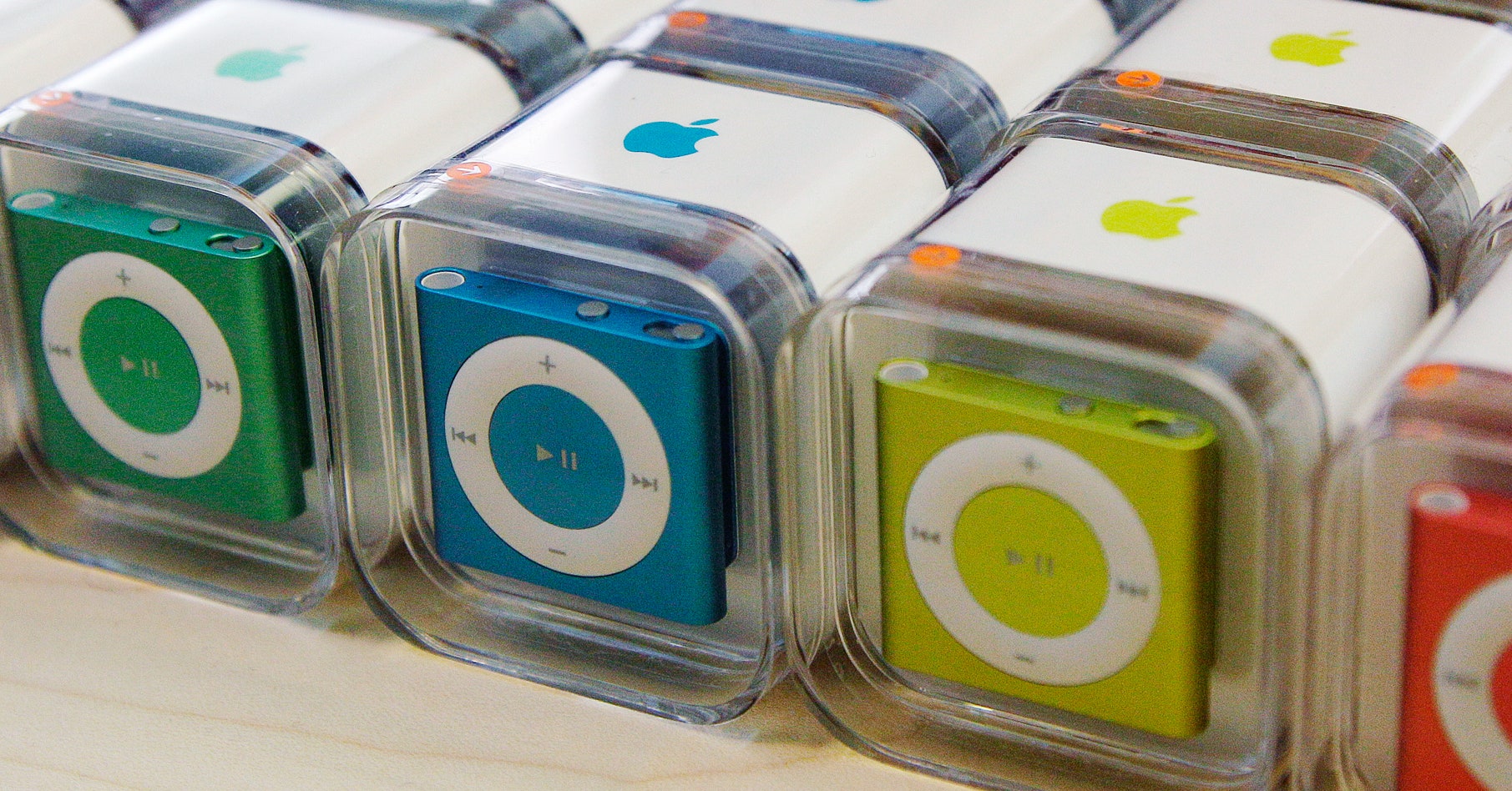 Detail Ipod Shuffle Watch Nomer 26