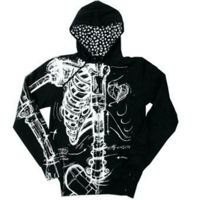 Detail Iron Fist Skull Sweater Nomer 37