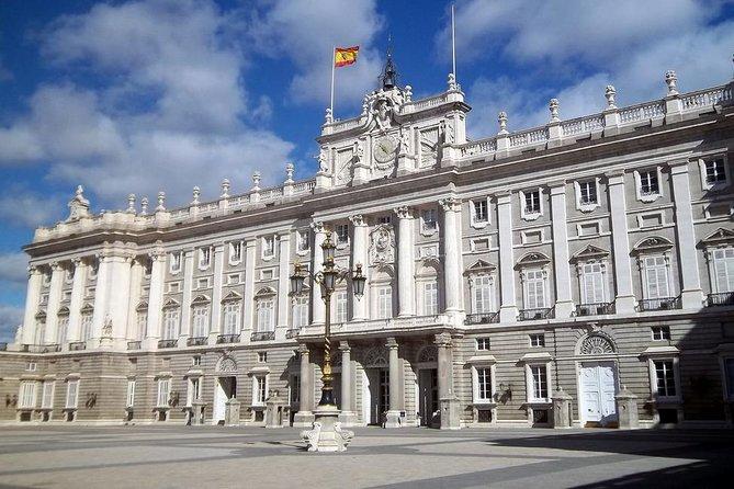 Detail Istana Kerajaan Madrid 9 Nomer 13
