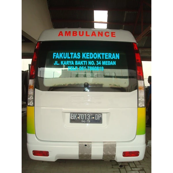 Detail Isuzu Elf Ambulance Nomer 49