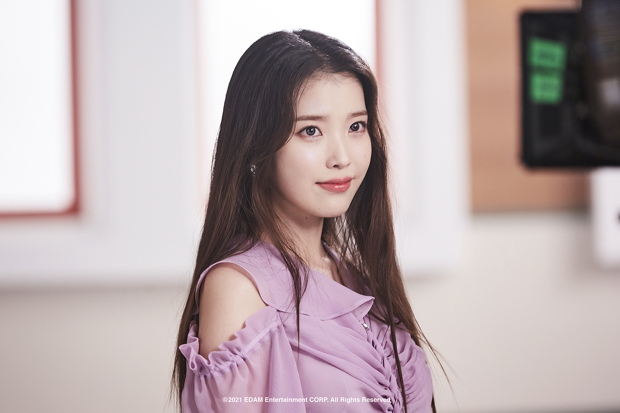 Detail Iu Hd Wallpaper Nomer 35