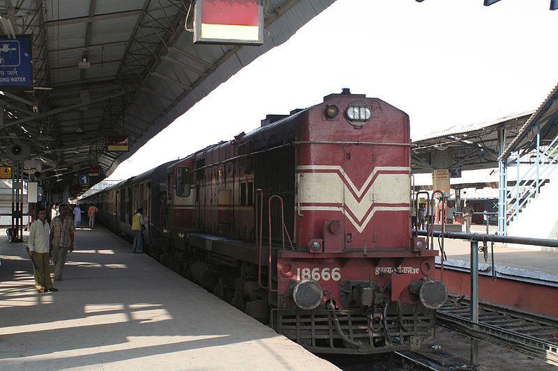 Detail Jaipur To Surat Train Nomer 17