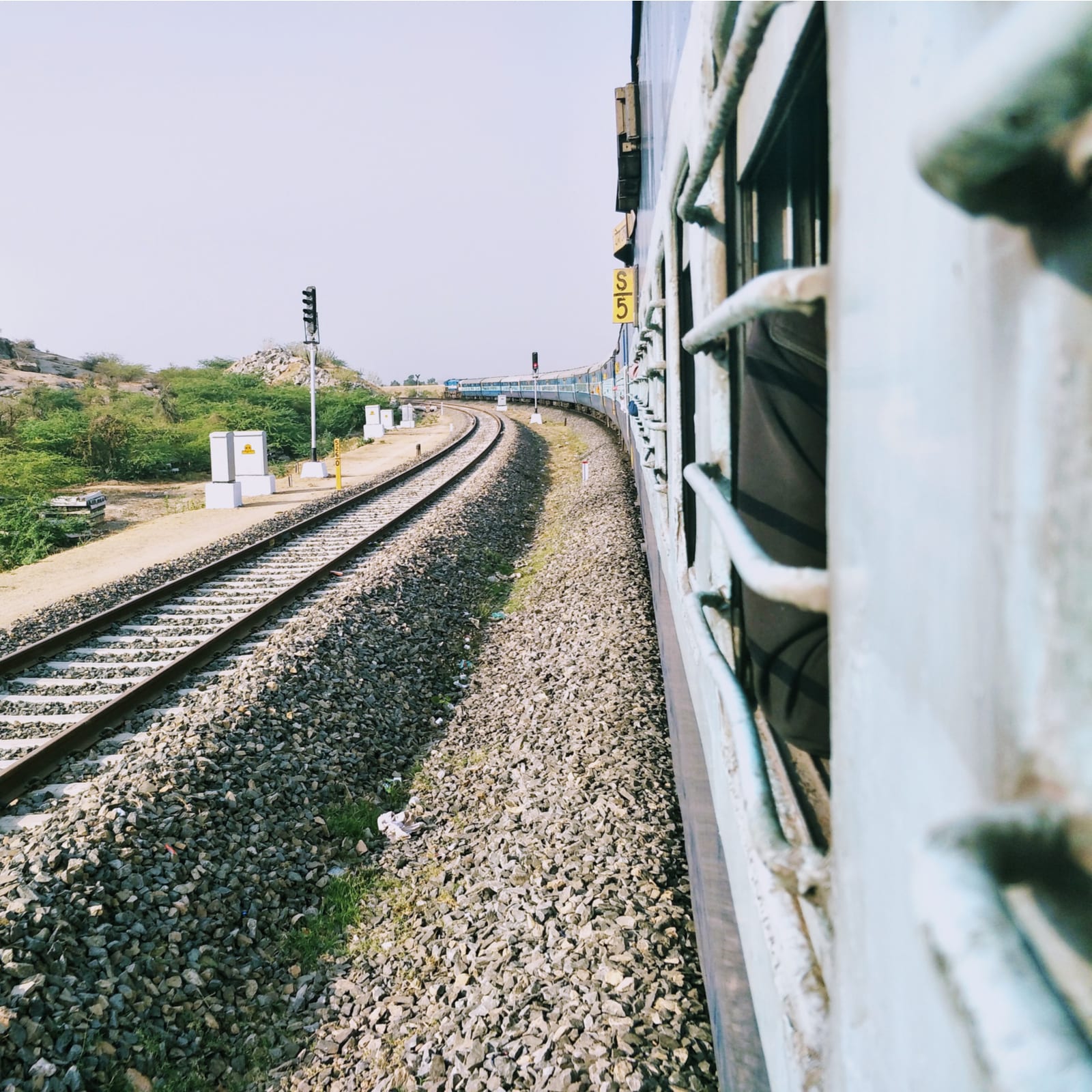 Detail Jaipur To Surat Train Nomer 31