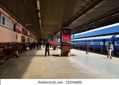 Detail Jaipur To Surat Train Nomer 48