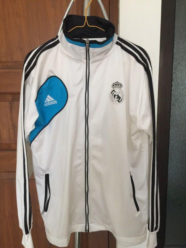 Detail Jaket Bola Adidas Nomer 44