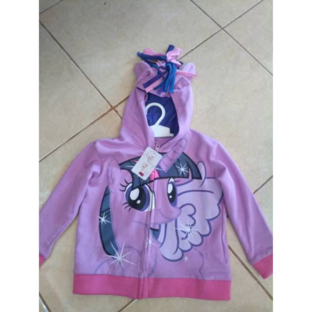 Detail Jaket Kuda Poni Nomer 4