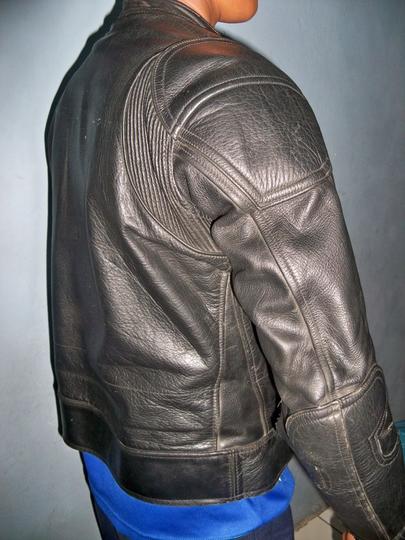 Detail Jaket Kulit Motor Sport Nomer 55