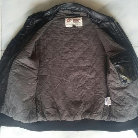 Detail Jaket Kulit Volcom Nomer 31