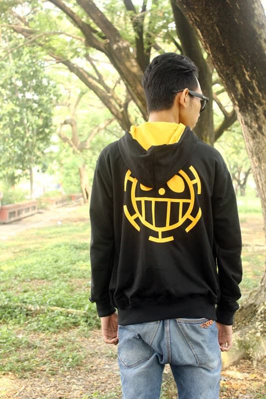 Detail Jaket Law One Piece Nomer 19