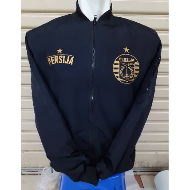 Detail Jaket Persija Terbaru Nomer 53