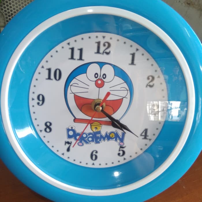 Detail Jam Dinding Doraemon Nomer 29