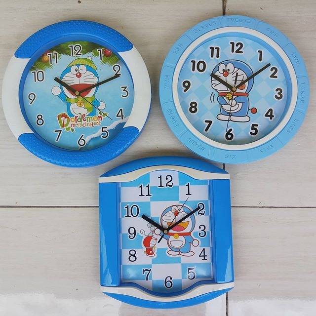 Detail Jam Dinding Doraemon Nomer 31