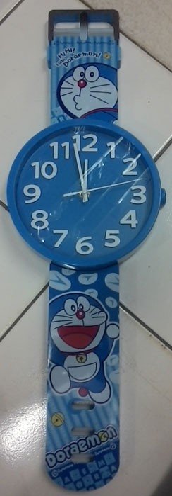 Detail Jam Dinding Doraemon Nomer 49