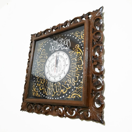 Detail Jam Kaligrafi Kayu Nomer 5