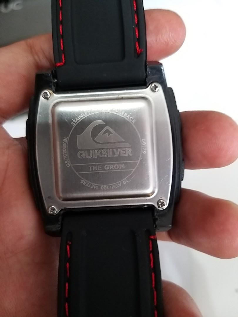 Detail Jam Quiksilver Asli Nomer 46