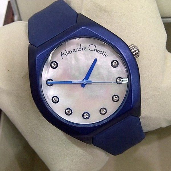 Detail Jam Tangan Biru Dongker Nomer 21