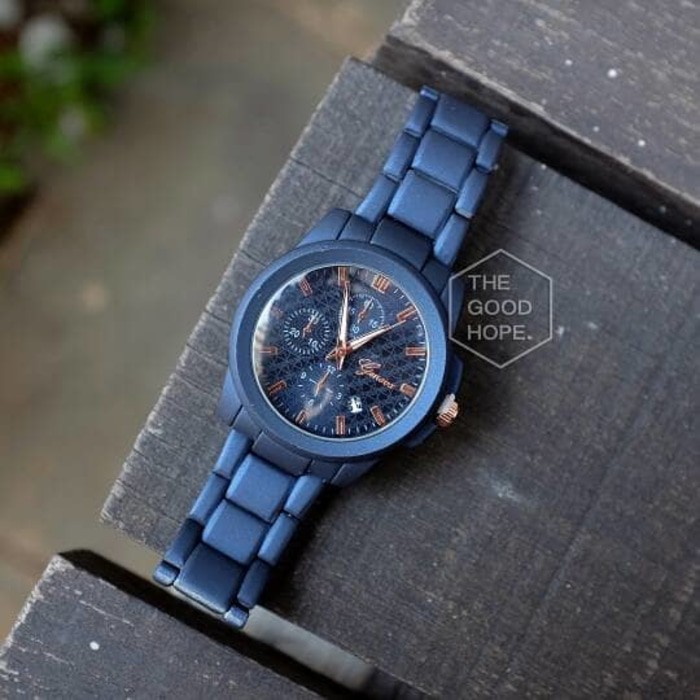 Detail Jam Tangan Biru Dongker Nomer 9