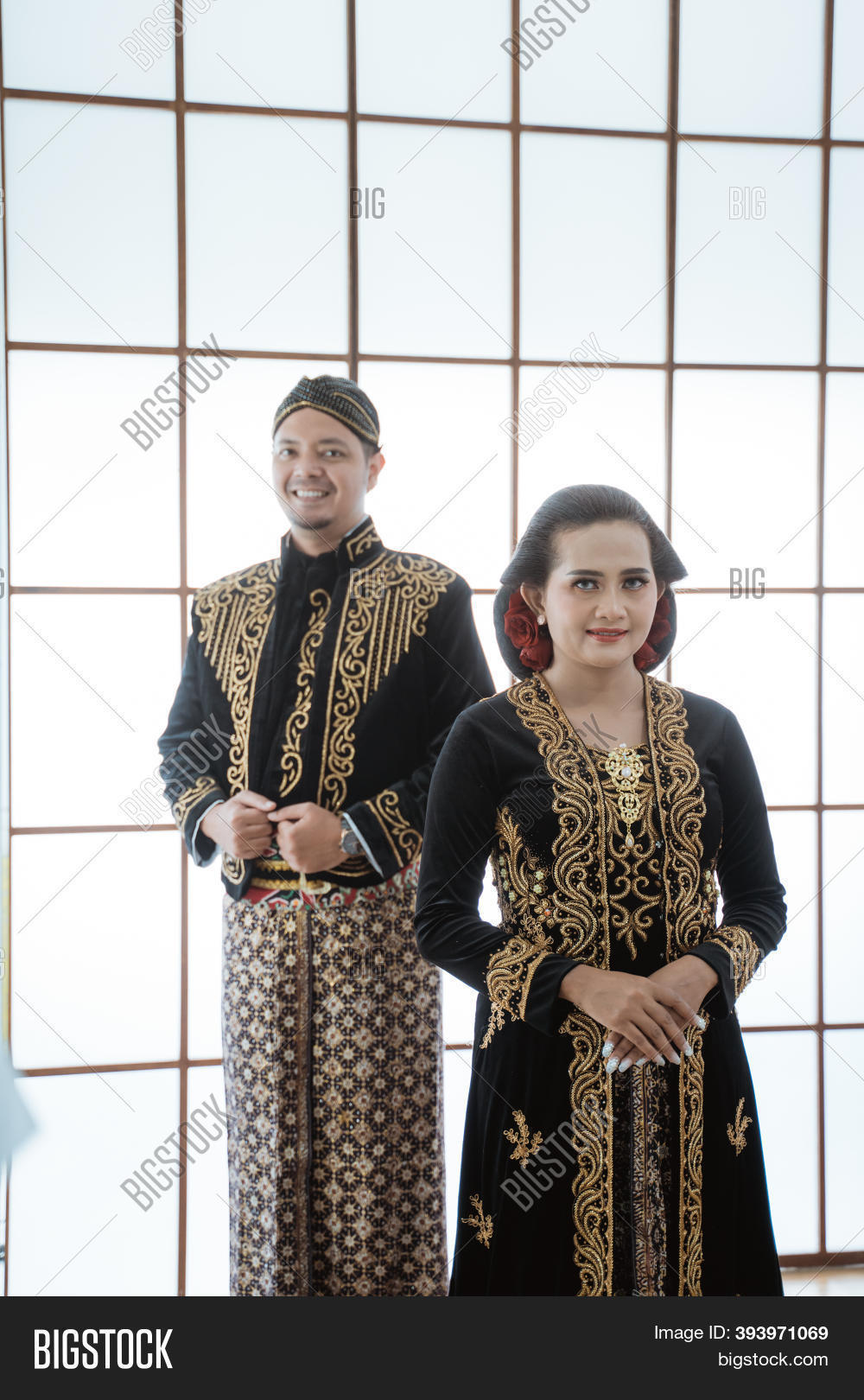 Detail Javanese Traditional Clothes Nomer 14