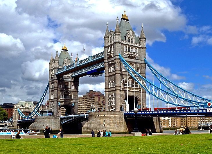 Detail Jembatan Tower Bridge Nomer 12