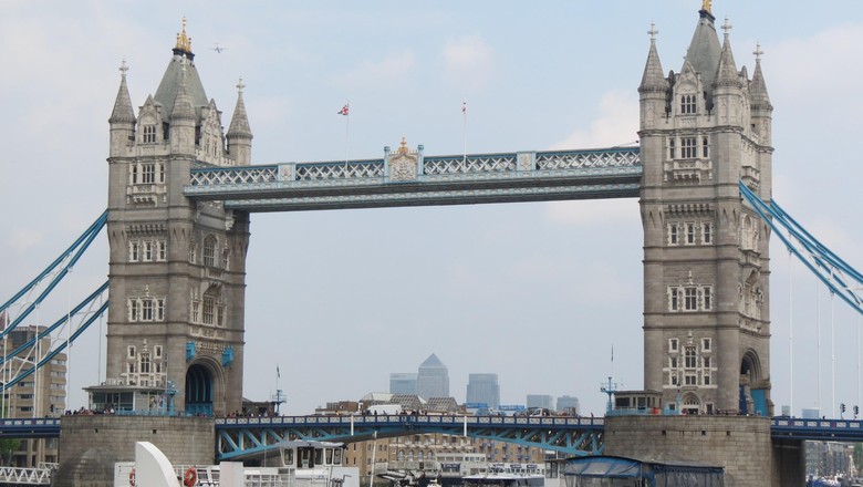Detail Jembatan Tower Bridge Nomer 3