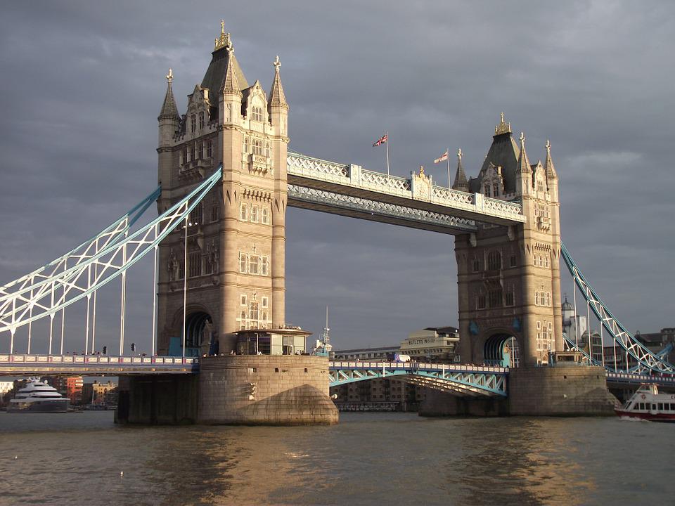 Detail Jembatan Tower Bridge Nomer 25