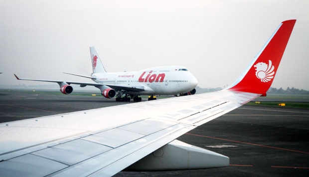 Detail Jendela Pesawat Lion Air Nomer 6