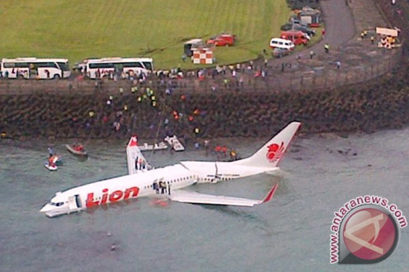 Detail Jendela Pesawat Lion Air Nomer 46