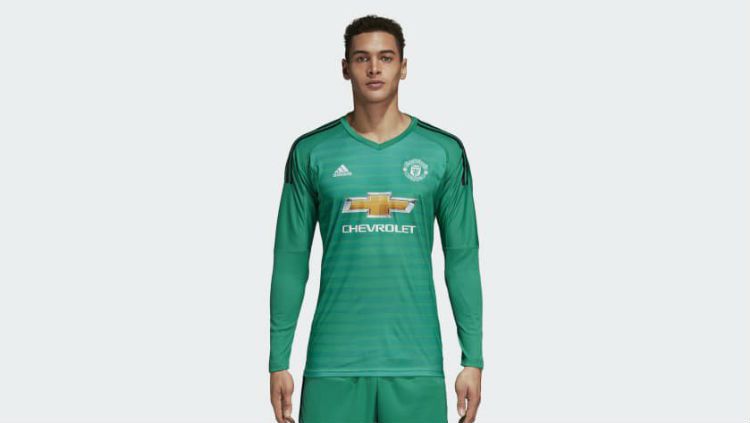 Detail Jersey Kiper Manchester United Nomer 19