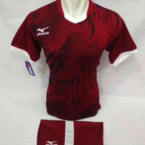 Detail Jersey Warna Merah Maroon Nomer 25