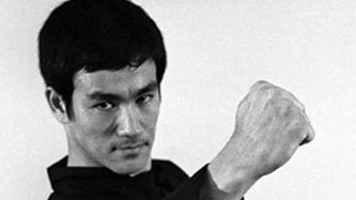 Detail Jet Kun Do Bruce Lee Nomer 22