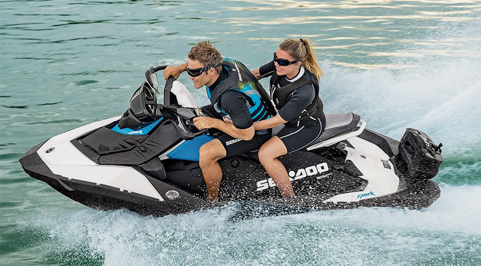 Detail Jet Skis Images Nomer 44