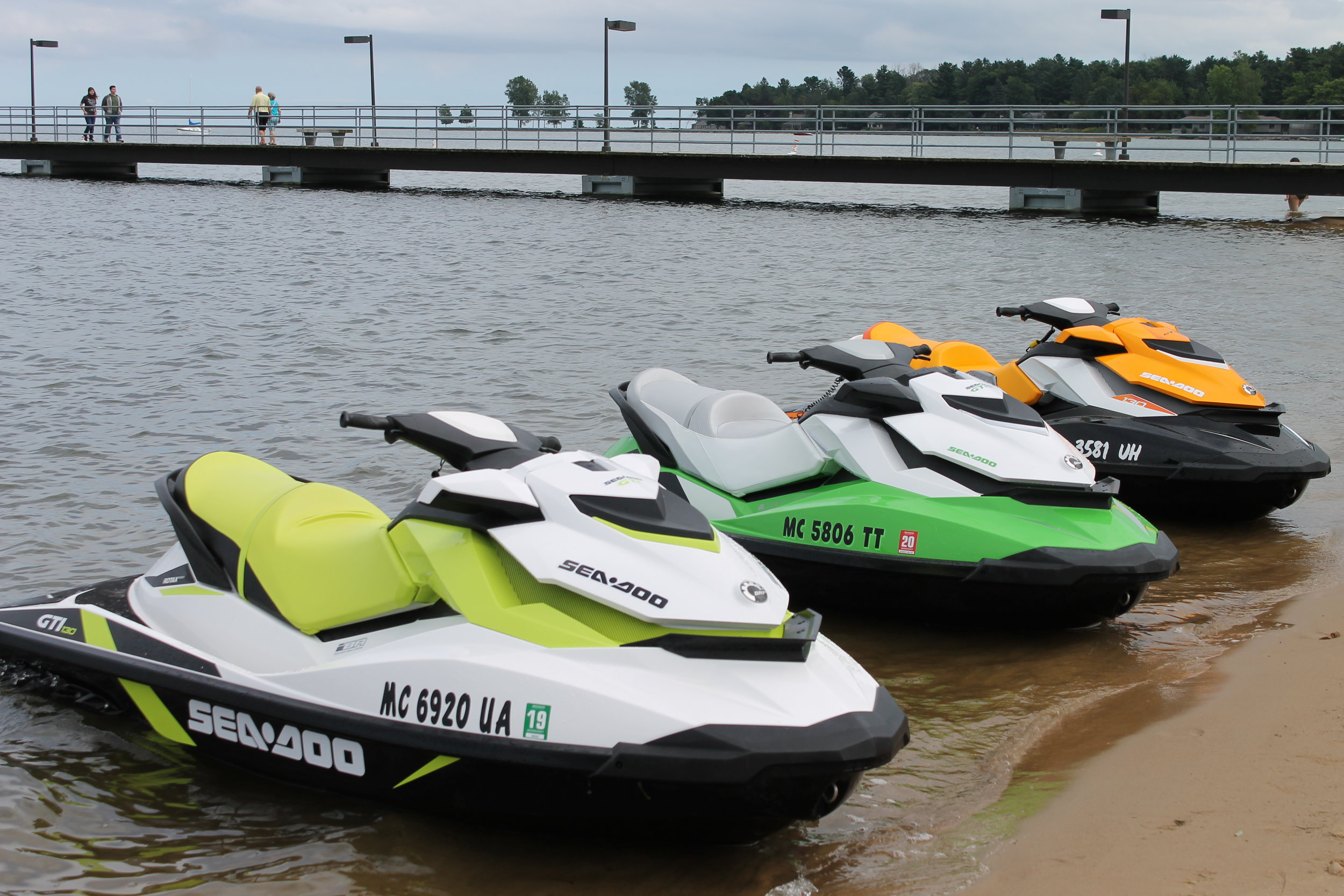 Detail Jet Skis Images Nomer 51