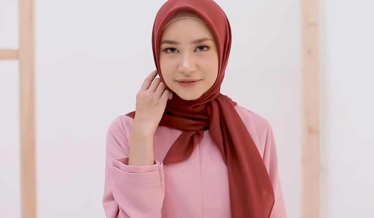 Detail Jilbab Warna Pink Rose Nomer 20