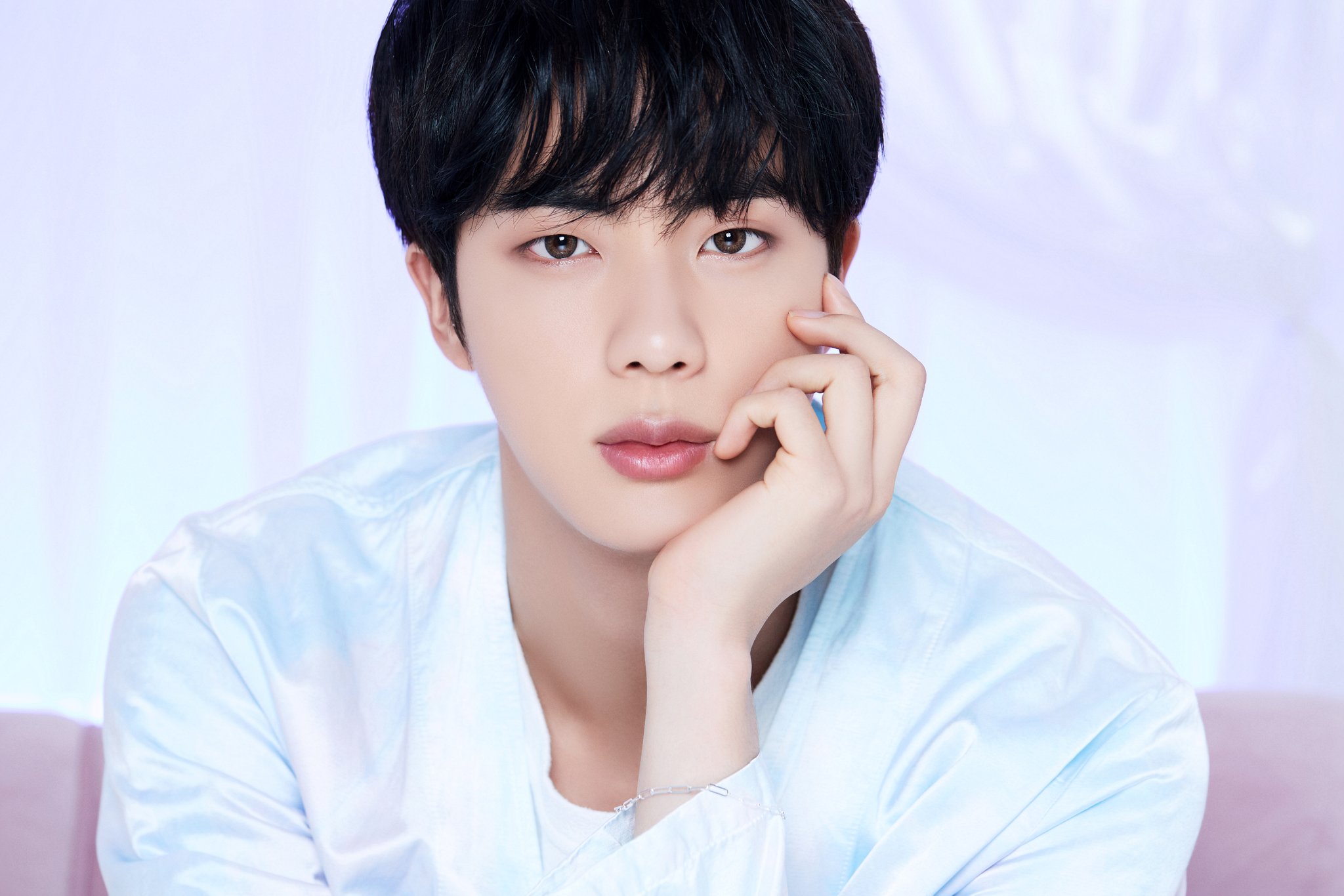 Detail Jin Bts Hd Nomer 10