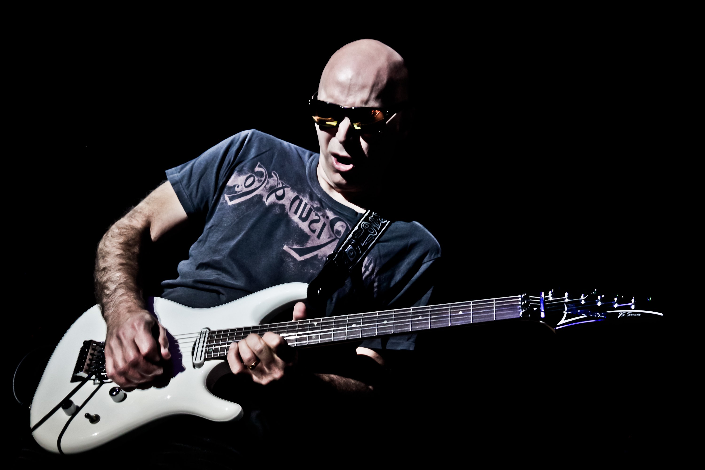 Detail Joe Satriani Wallpaper Nomer 14