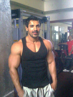 Detail John Abraham Six Pack Nomer 30