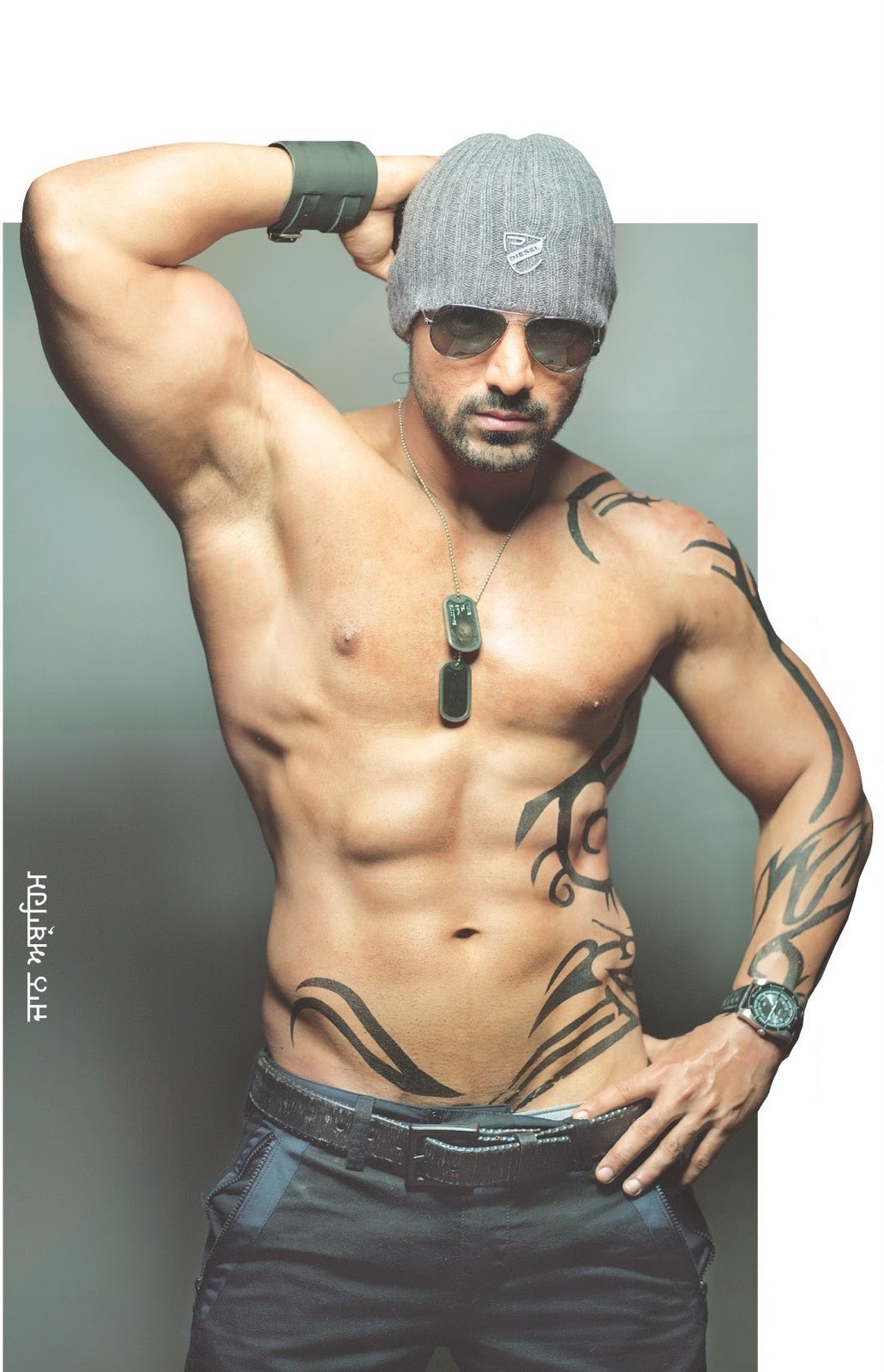 Detail John Abraham Six Pack Nomer 45