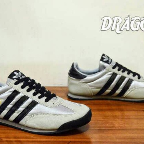 Detail Jual Adidas Dragon Nomer 43