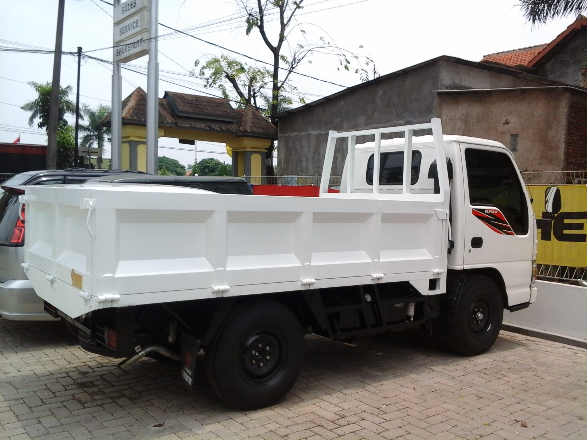 Detail Jual Isuzu Elf Nomer 54