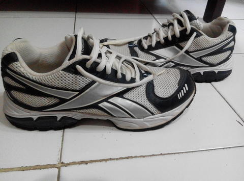 Detail Jual Sepatu Bekas Nike Nomer 35